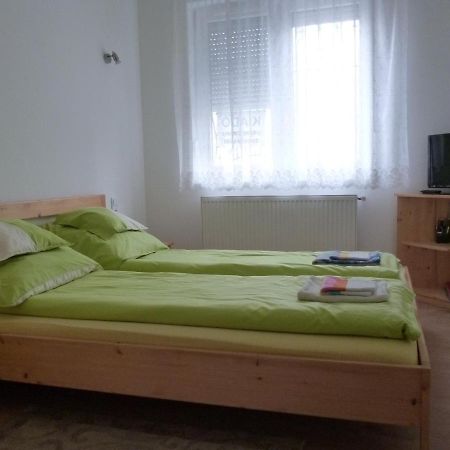 Ferienwohnung Keresztmama Haza Hajdúszoboszló Exterior foto