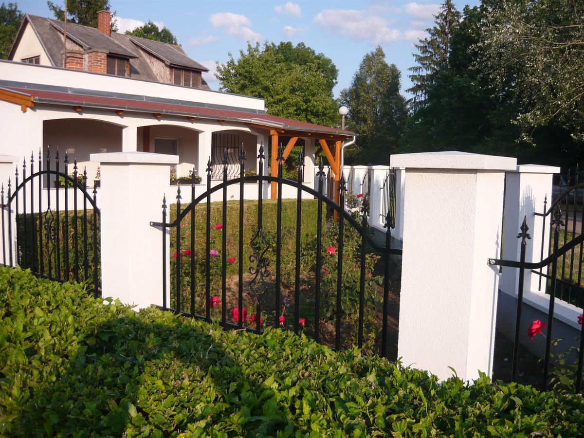 Ferienwohnung Keresztmama Haza Hajdúszoboszló Exterior foto