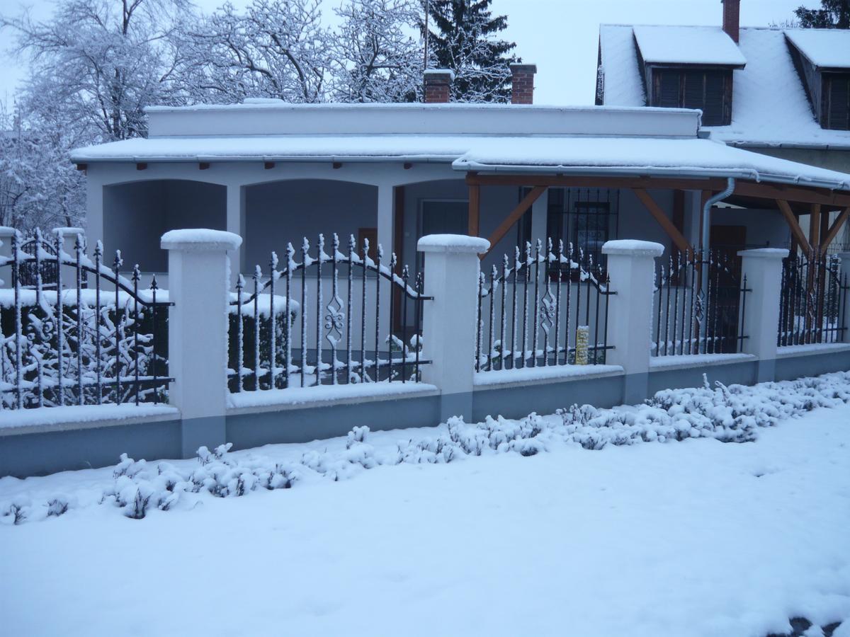 Ferienwohnung Keresztmama Haza Hajdúszoboszló Exterior foto